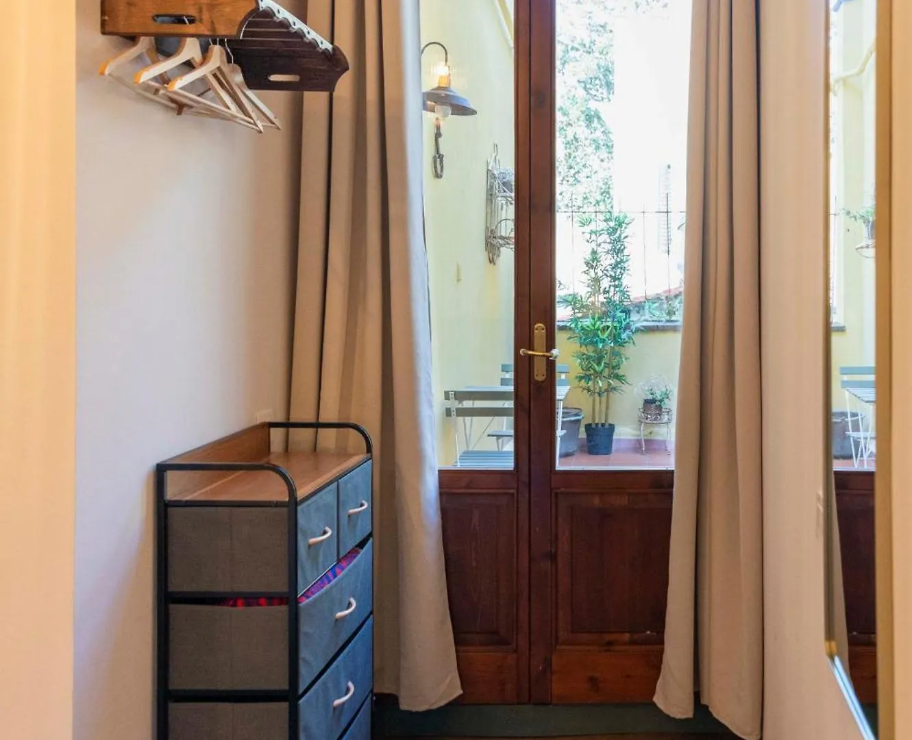 Affittacamere Zanobi 45 Florenz Gasthof